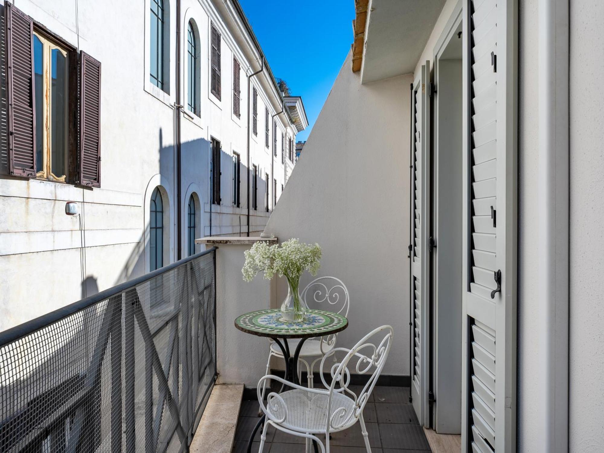 Апарт отель Numa Rome Vici Экстерьер фото